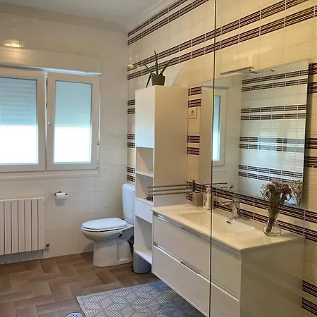 Hyp - Casa Chalo Sotomayor