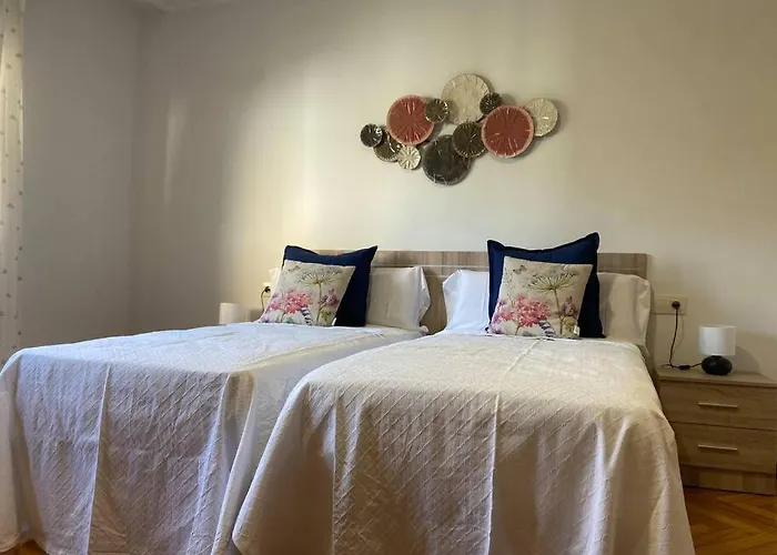 Hyp - Casa Chalo Sotomayor